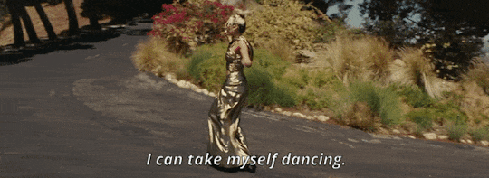 离婚后收获个人首座格莱美,她凭实力爆火_miley_首歌_创作