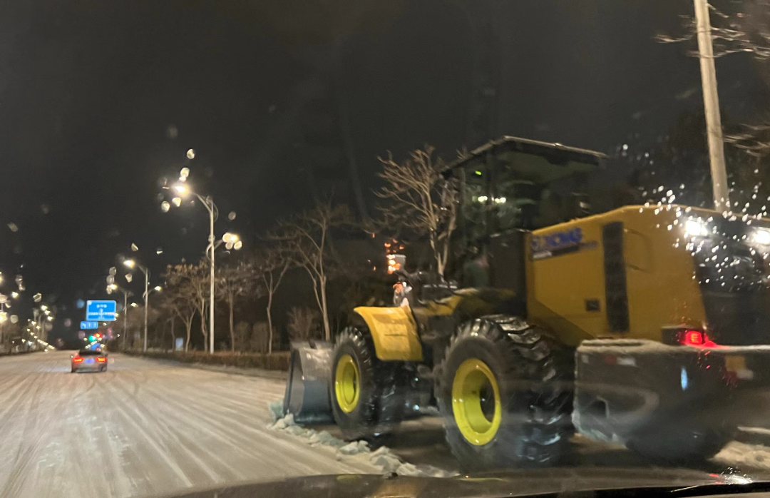 深夜12时,徐州街头,我们看见了真实的一幕幕……_天气_道路_预案