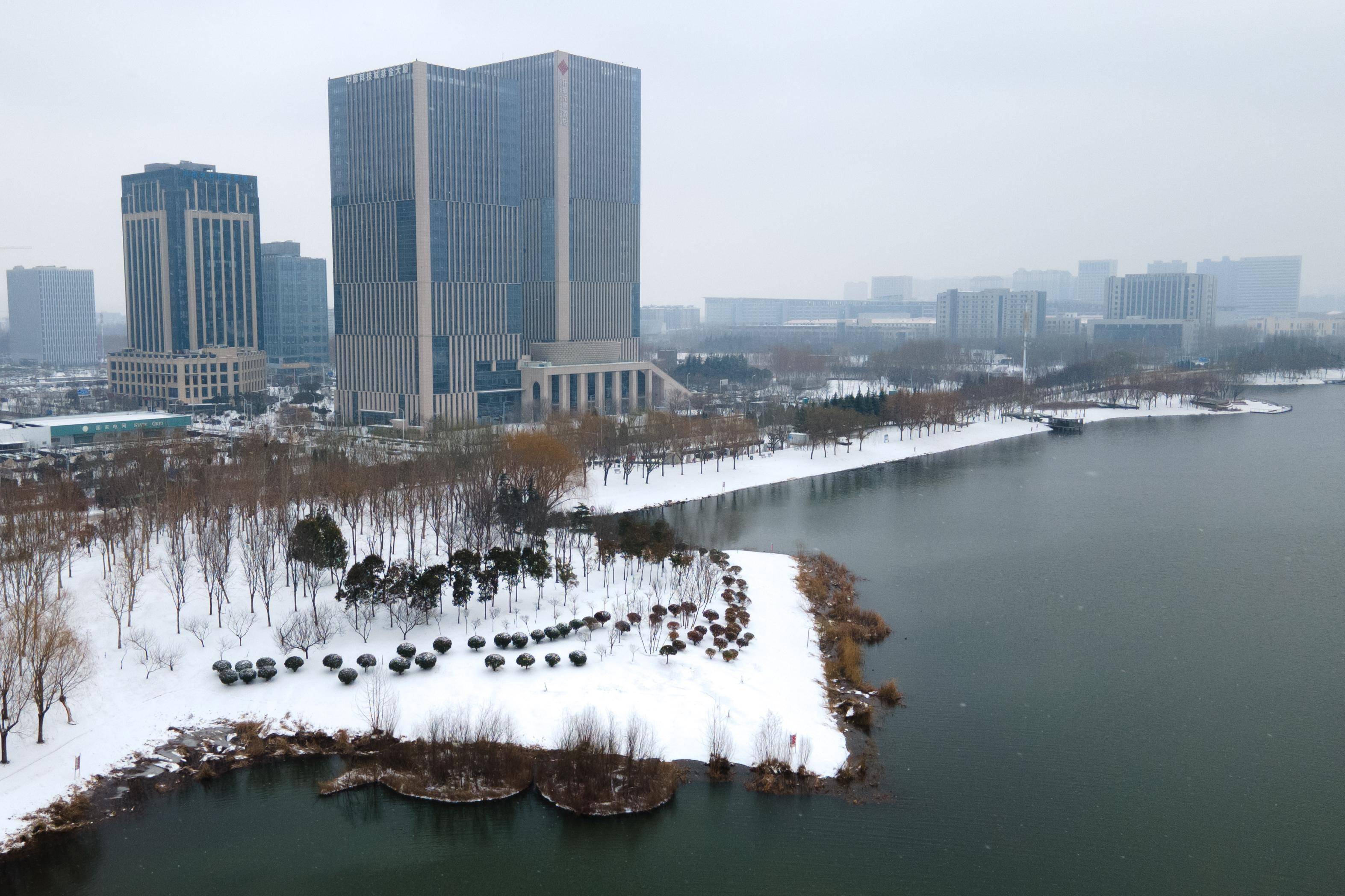 郑州春雪如絮 俯瞰雪中的龙子湖_白雪_大地_双飞