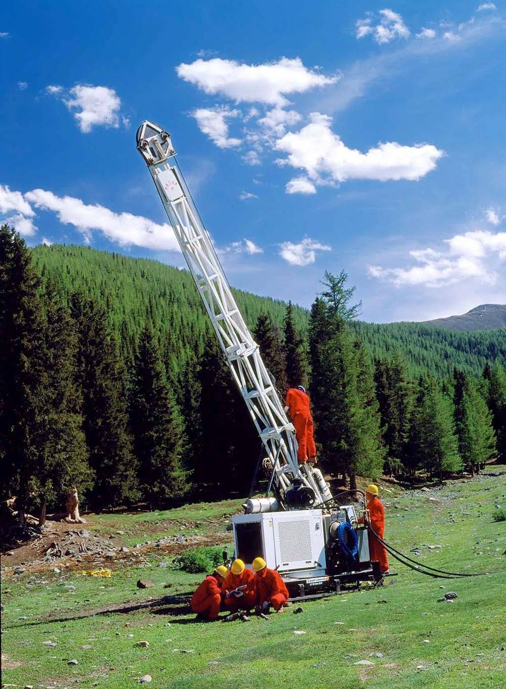 新疆第六地质大队的找矿传奇路……_发展_成果_地勘