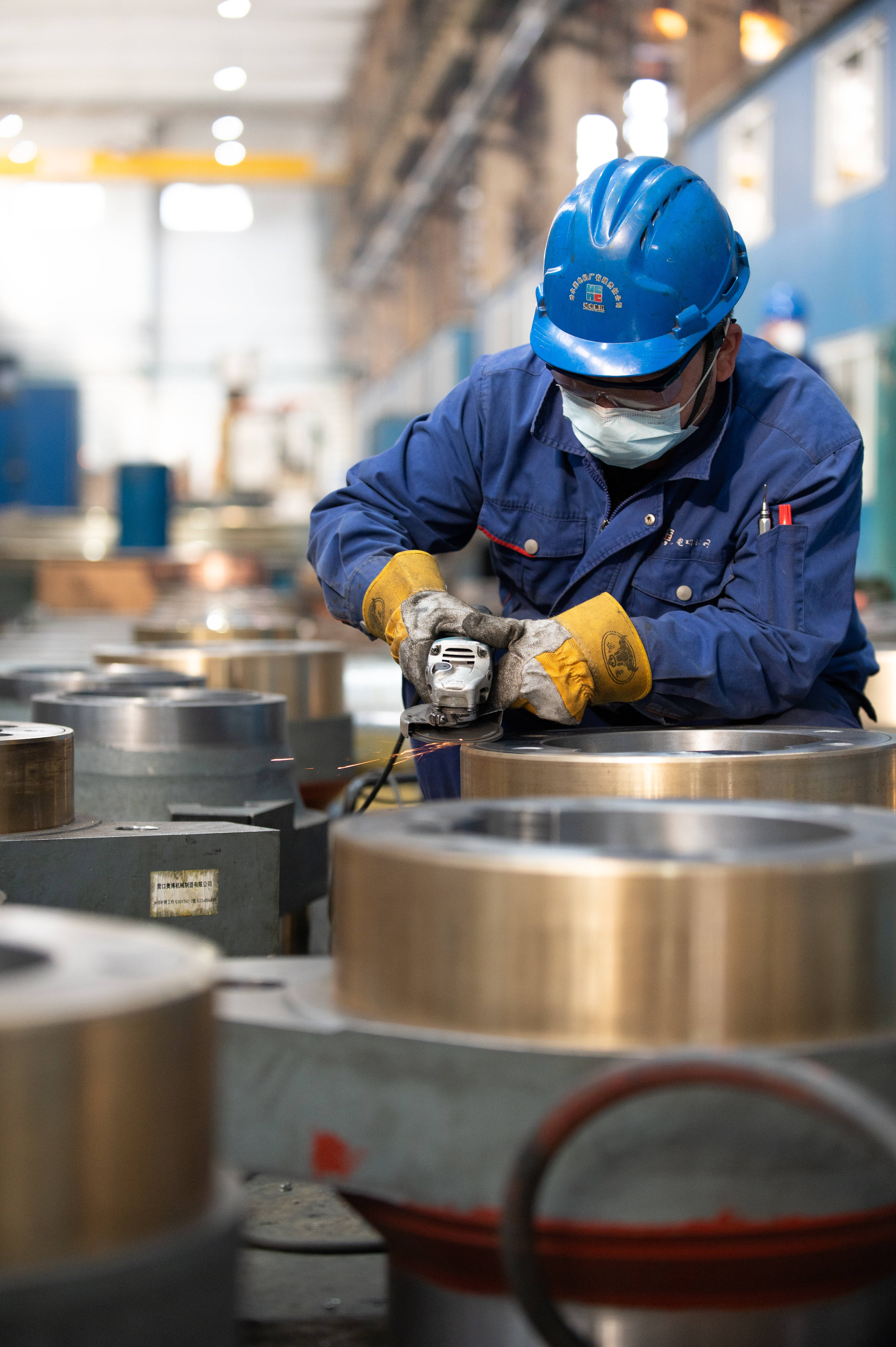 哈电电机开年生产忙