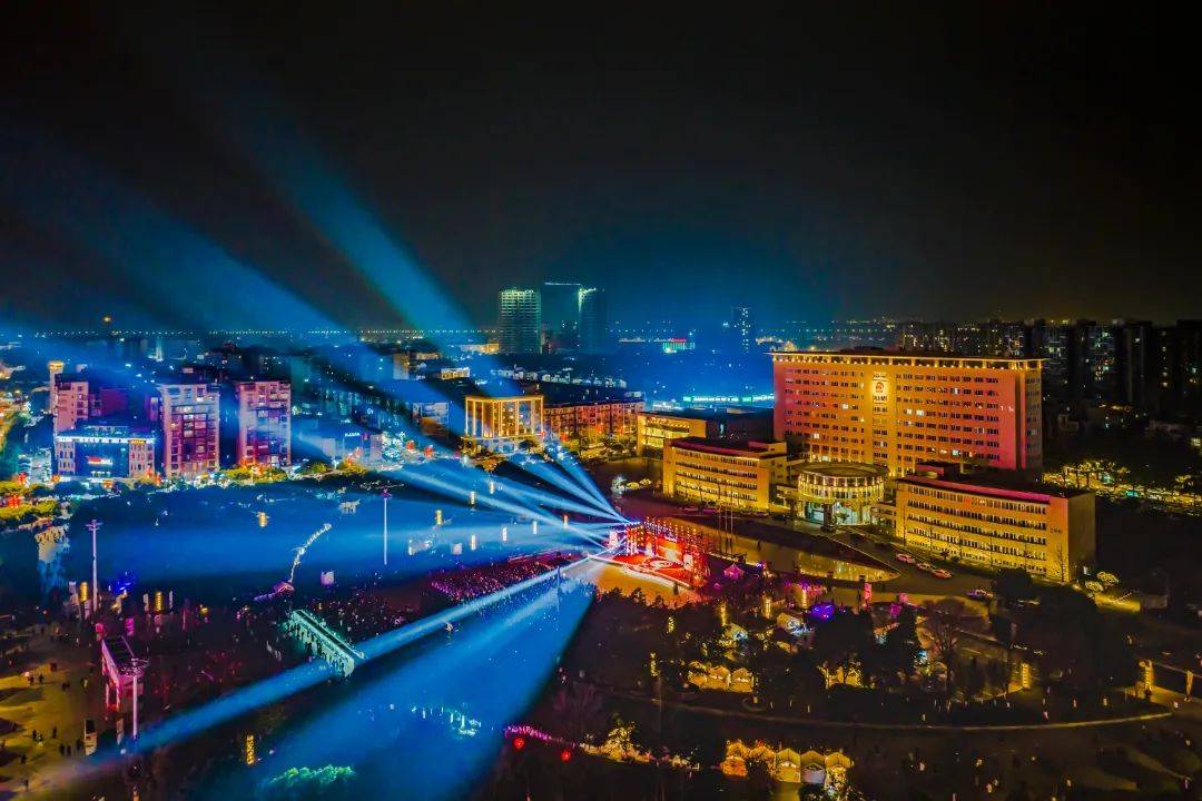 灯火里的彭州_夜色_灯光_城市
