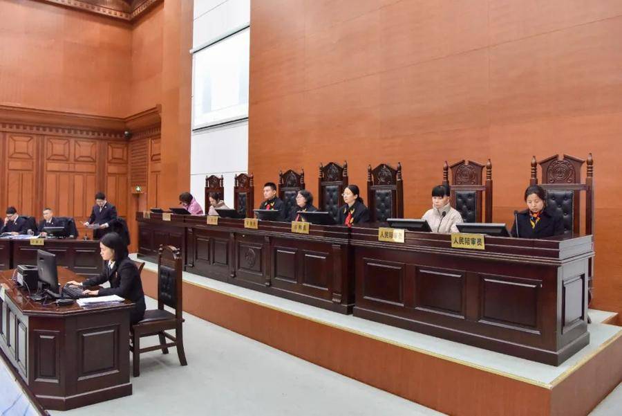 东营区人民法院开庭审理张浩淼等19人涉恶势力犯罪组织案_被告人_未