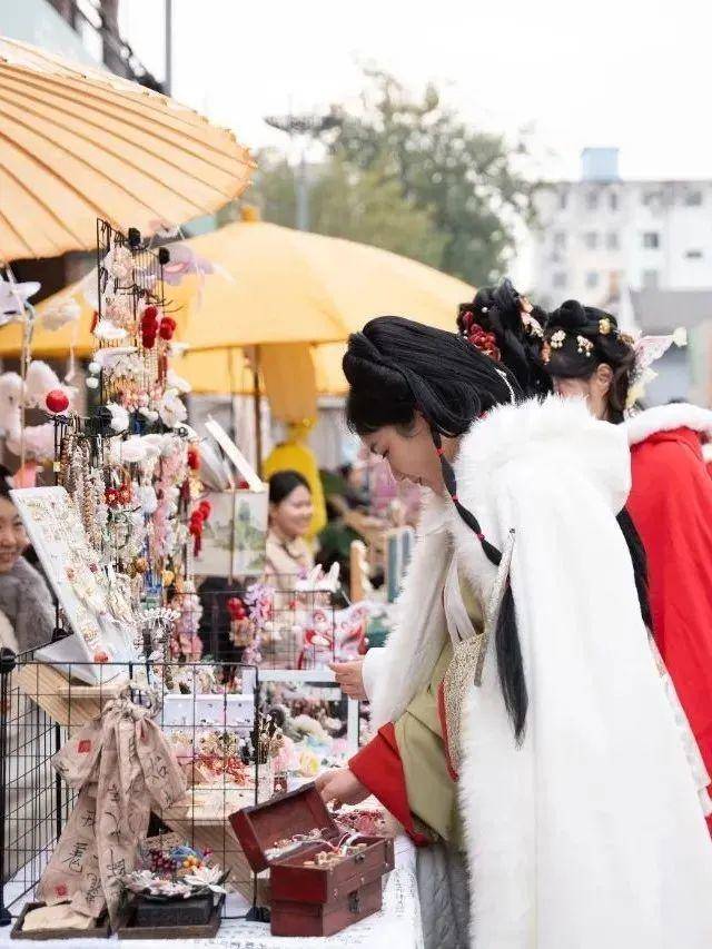 手造,古玩,美食,古风……济南这4家"好客山东"文旅市集等你来!