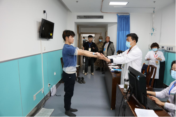 吕梁市文水县有志青年从军建功,热血男儿矢志报国.