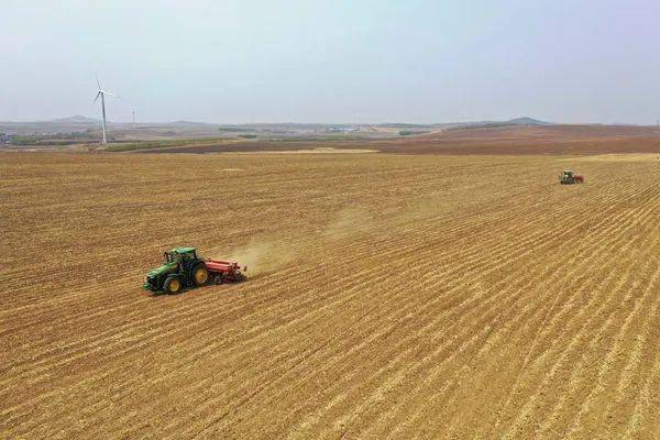 呼伦贝尔:生态与产业"双向奔赴"_发展_冰雪_大豆