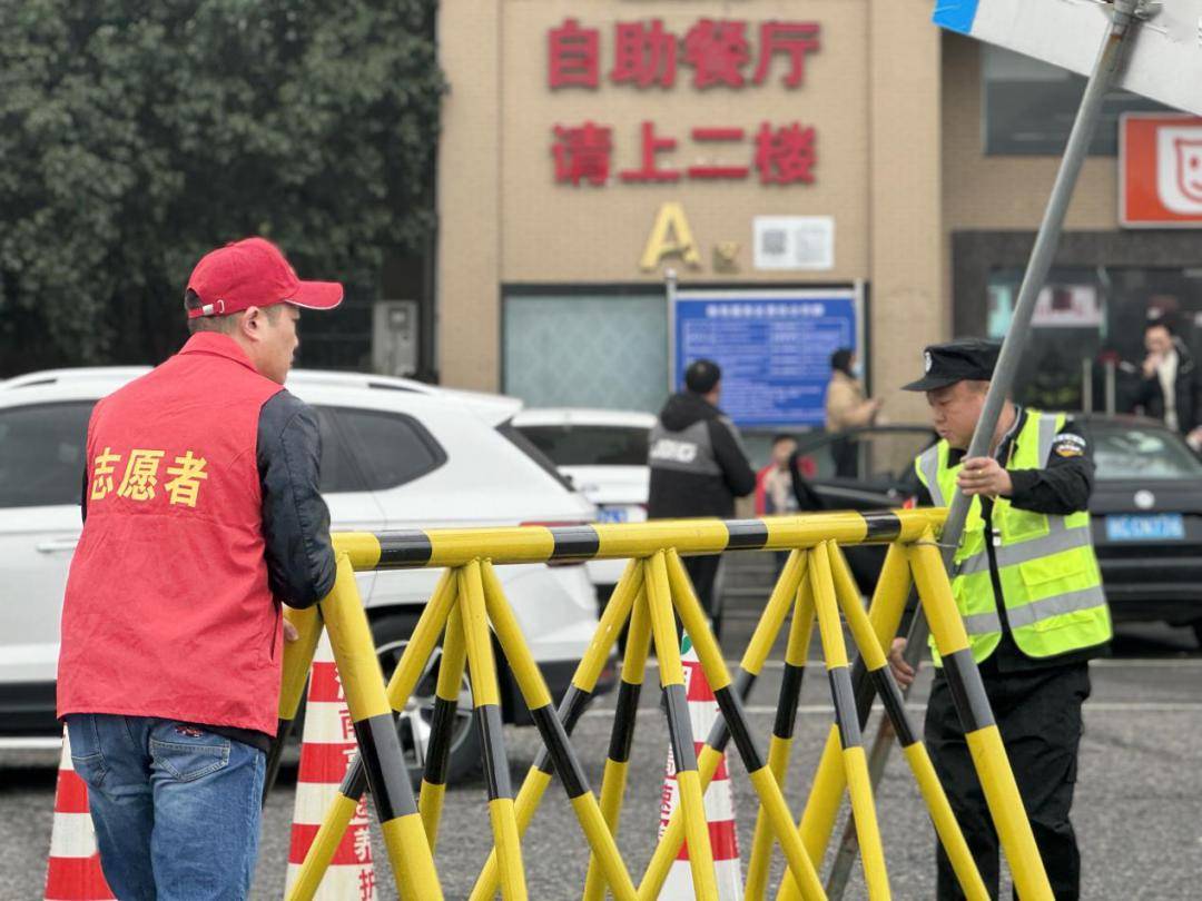 感受广通公司服务区的"热辣滚烫"_司乘_朋友_湖南