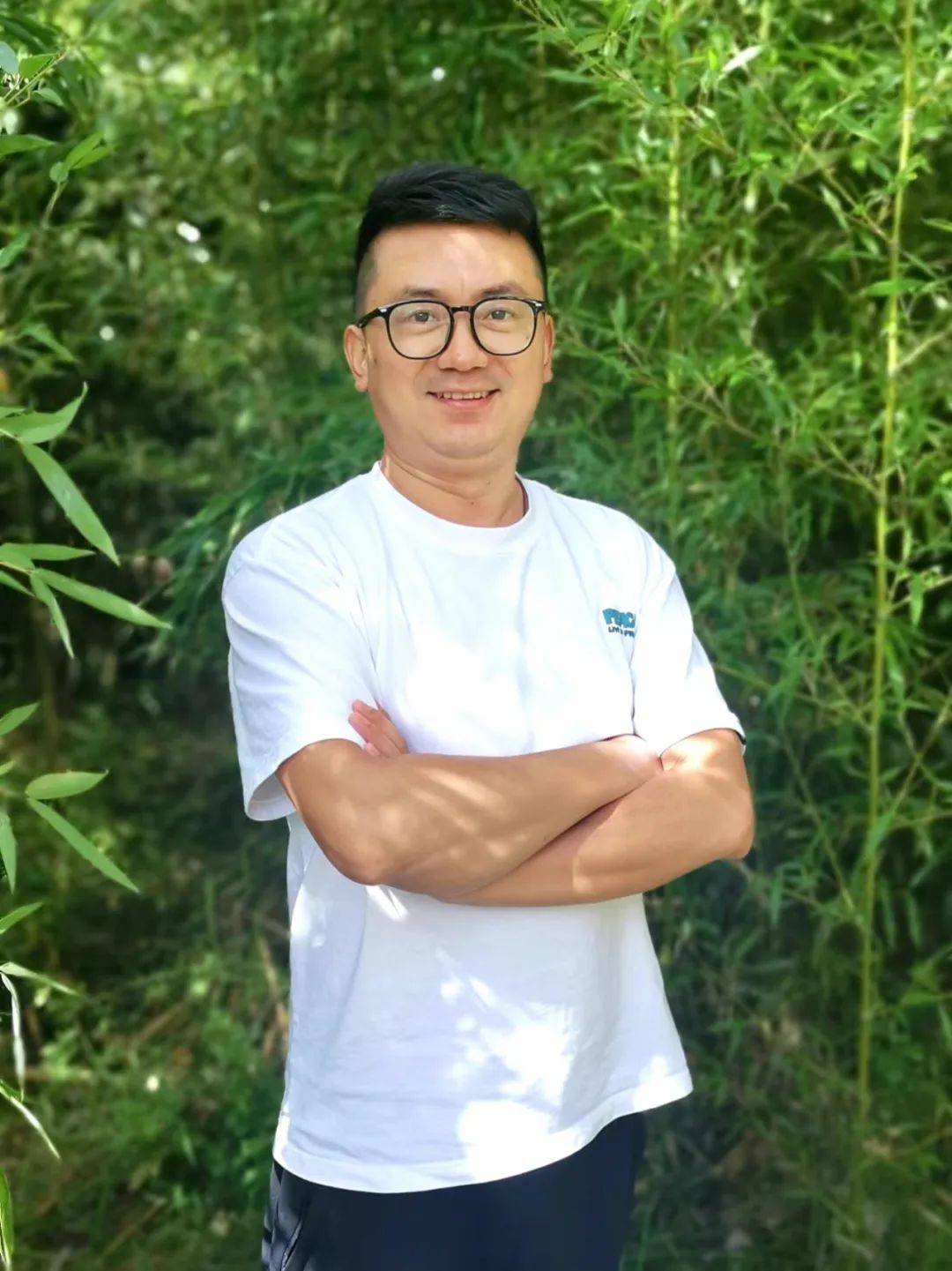 杨志辉一级教师,大学本科学历,教龄13年.