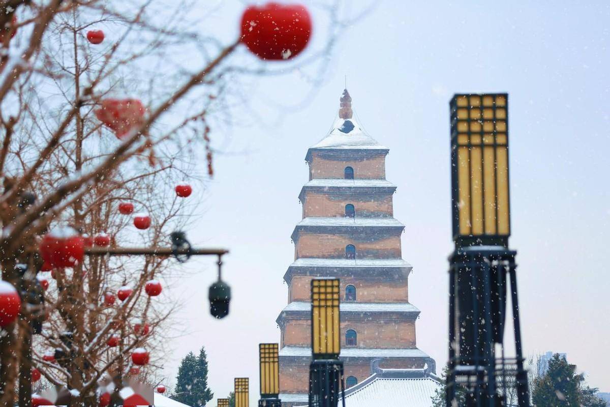 西安古城雪景照片图片