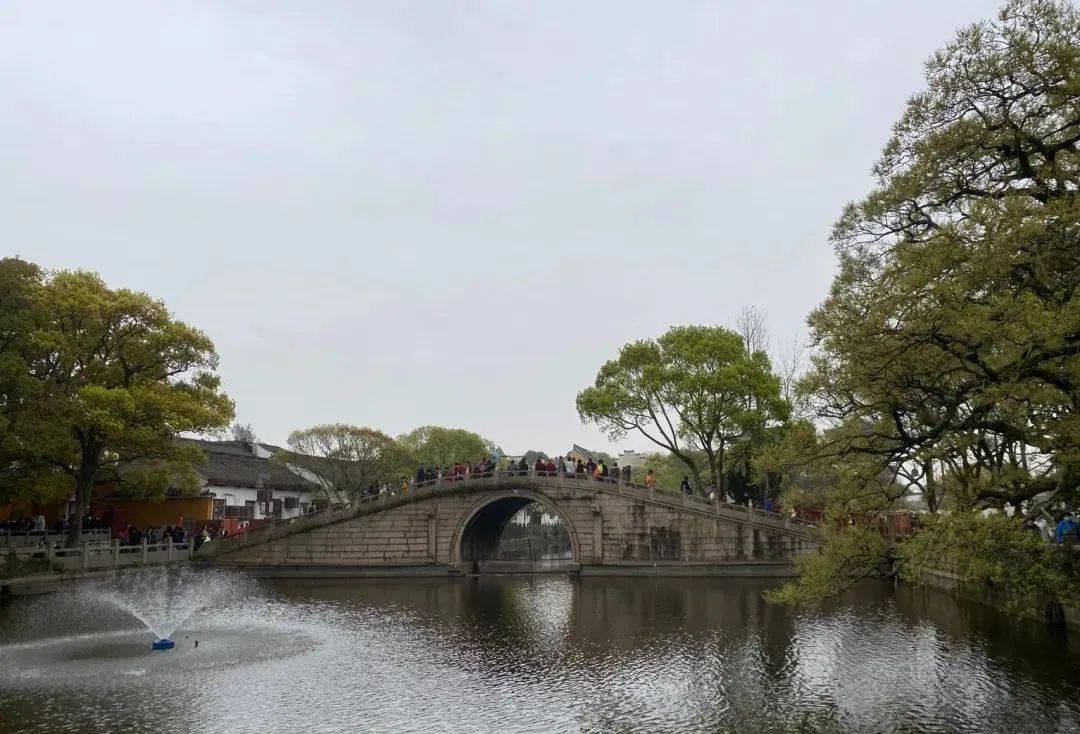 游玩攻略悄悄告诉你!_佛国_法雨_山门