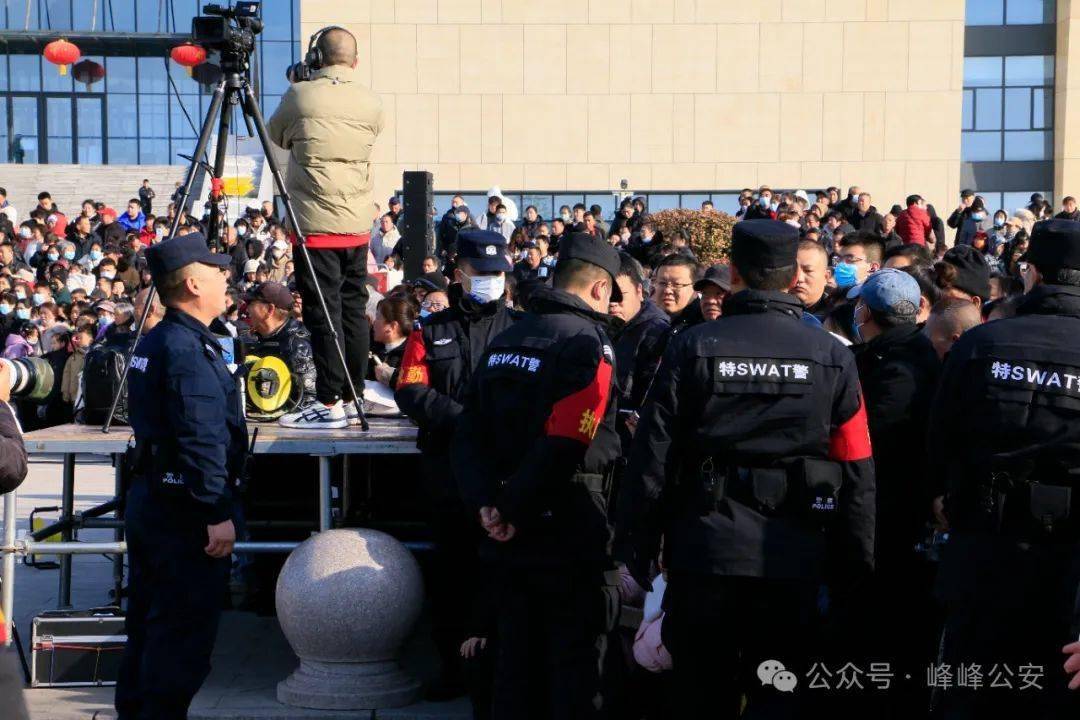 分局圆满完成元宵节民俗文化巡演活动安保工作任务_进行_部署_警力