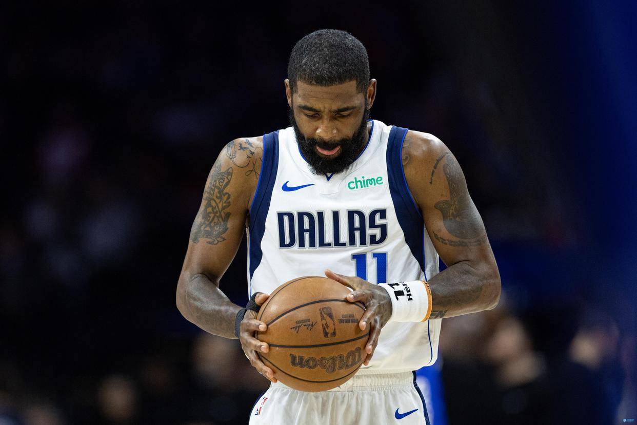 欧文:第三节我们开始专注于执行比赛计划 更多地提供防守支援_独行侠