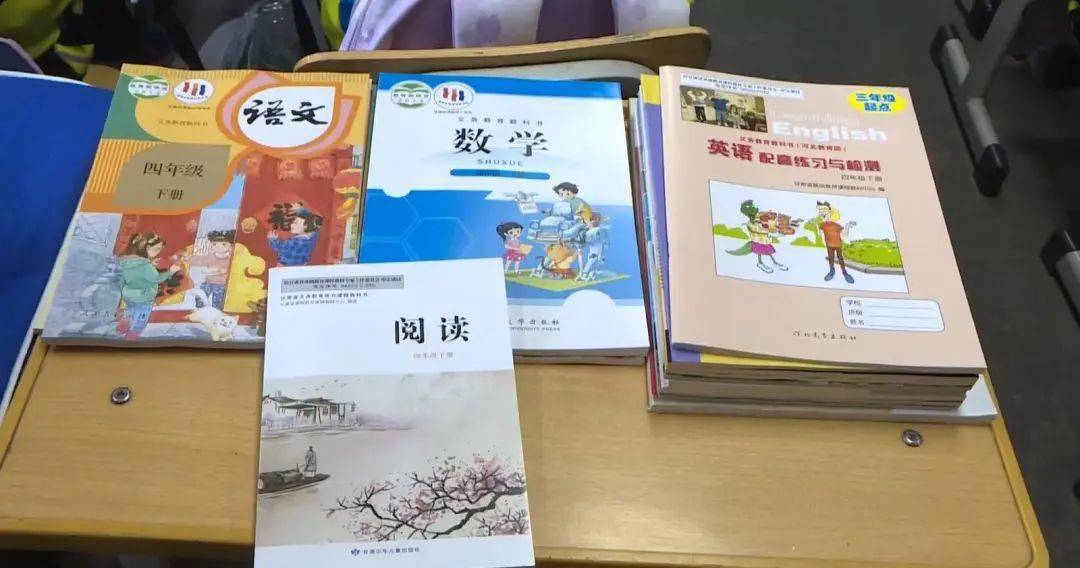 敦煌市中小学校迎新开学