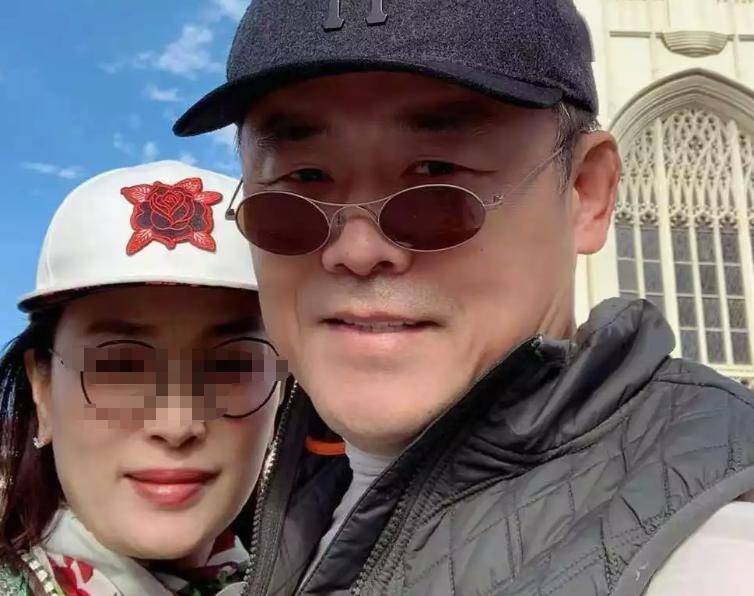 "消失"7年后, 周立波近况曝光, 他混得怎么样了?_is_qiang_he