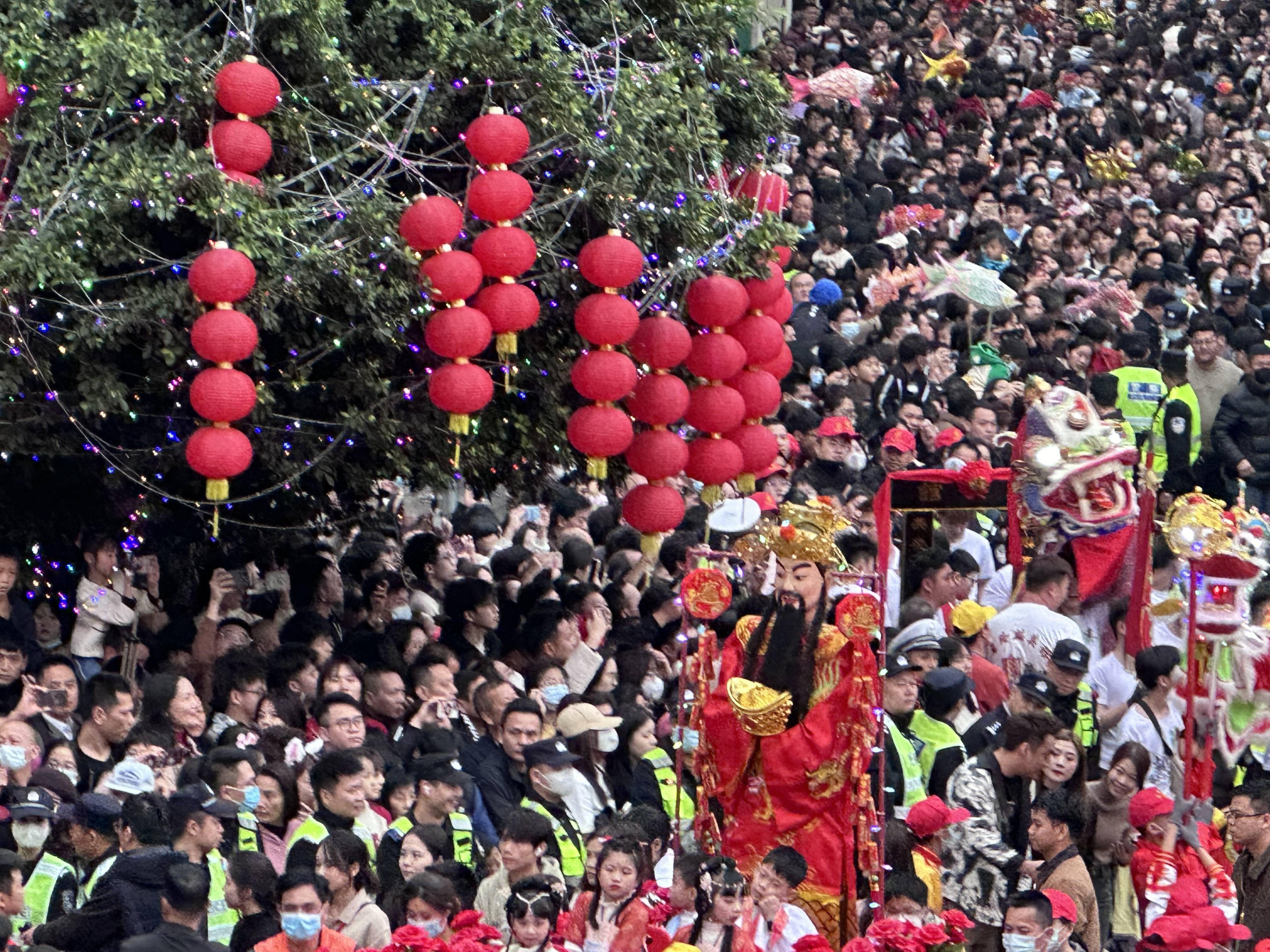 视频|村村舞龙,家家接龙!惠东吉隆"热辣滚烫"闹元宵_活动_表演_发展