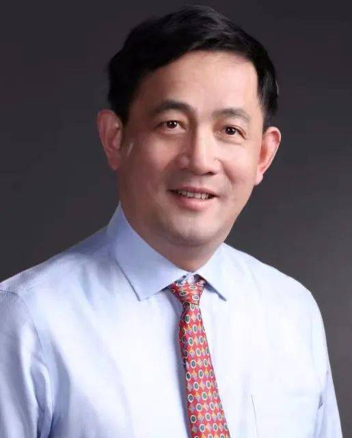 叶志斌,博士,主任医师,教授,博士生导师,复旦大学附属华东医院肾内科