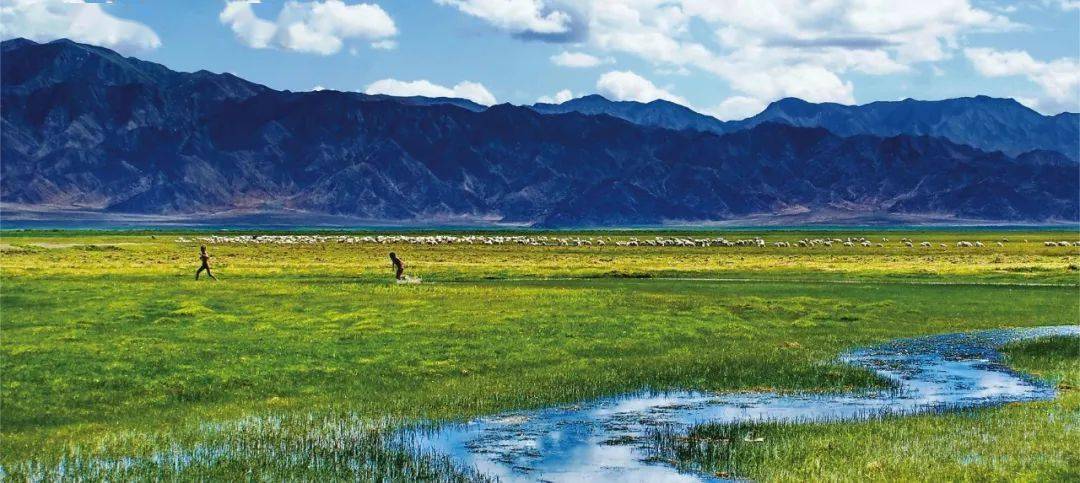 【聚焦两会】牢记嘱托再出发 凝心聚力谱新篇——写在2024乌兰两会