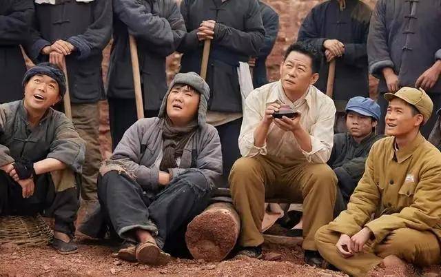 年代反特剧《一路向前》央八重磅首播,李健领衔,妥妥的黑马剧_电视剧