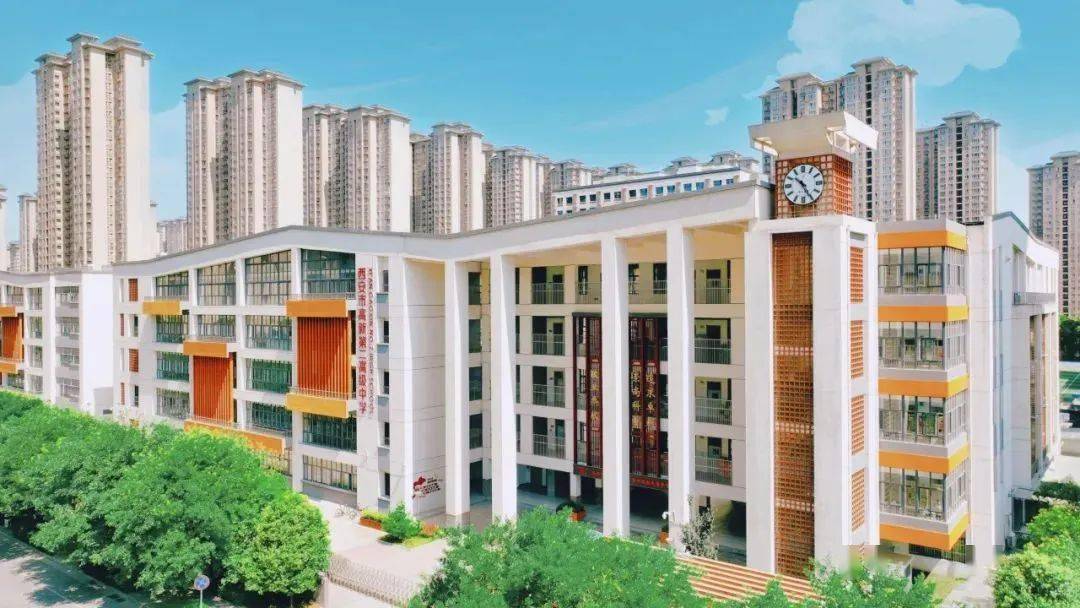 西安市高新第二初级中学/西安市高新第二高级中学(简称西安高新二中)