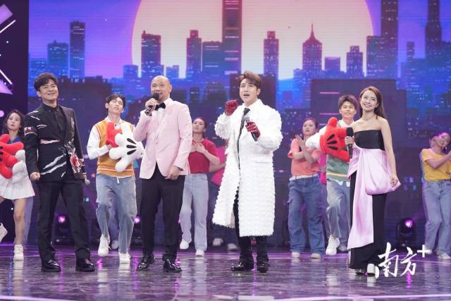 2024粤港澳台青年元宵晚会倾"潮"出击_广东_青春_潮流