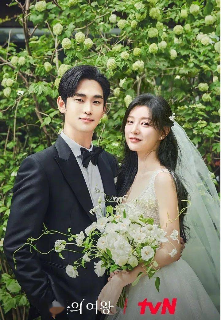 孔明金度延回应恋爱传闻-exo粉丝见面会-金秀贤金智媛婚纱照-_朴振英