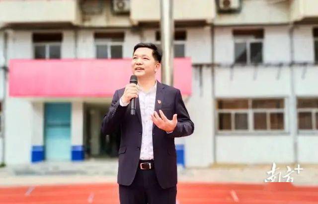 汕头各校书记校长的走心寄语,哪句最打动你?_少年_未来_生活