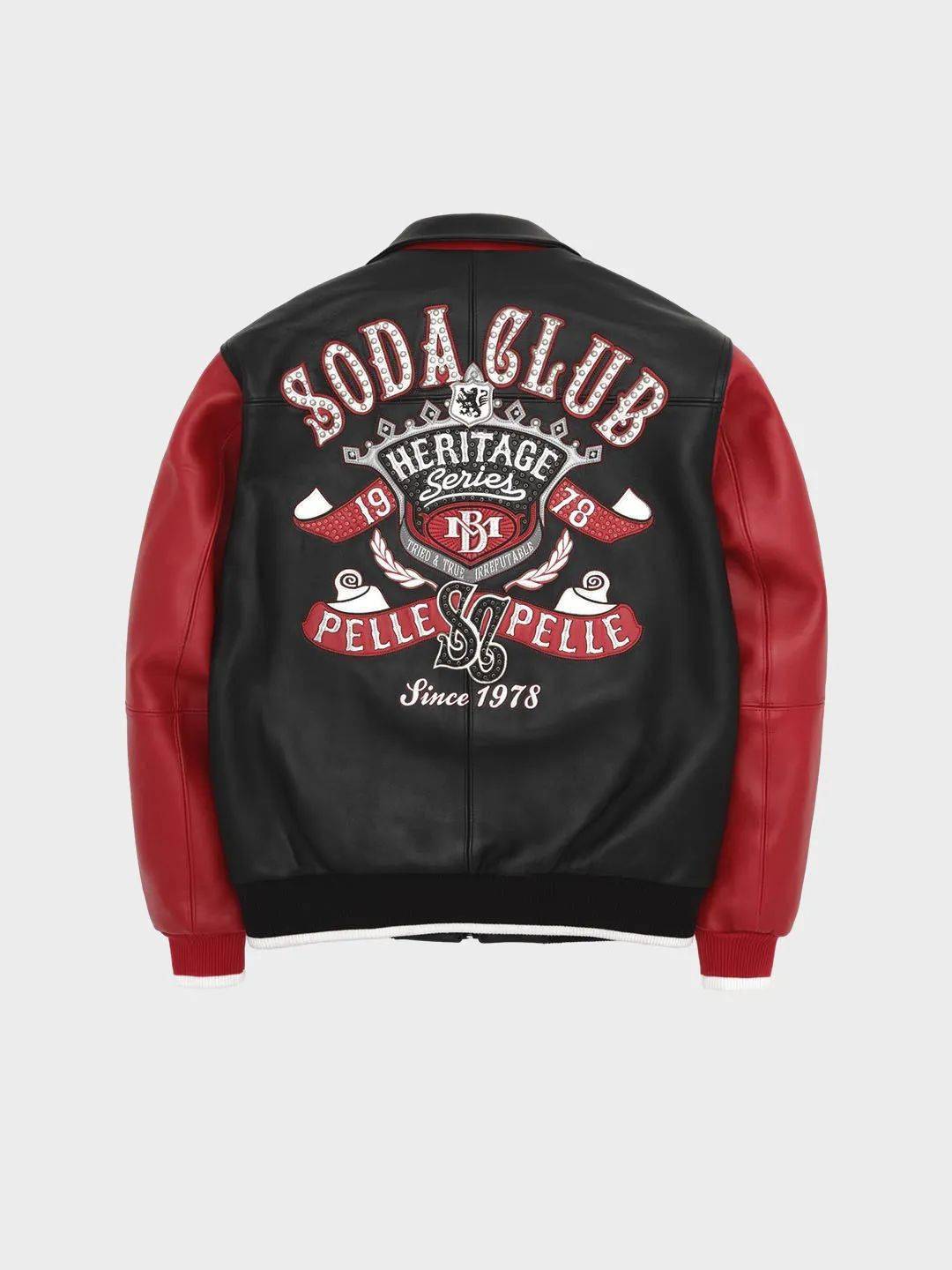 黑红撞色皮衣pelle pelle并搭配了 louis vuitton 2022 春夏系列的皮