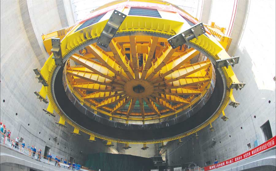 的研发生产基地;旗下东安动力的汽油发动机中国市占率达44%(2022年)