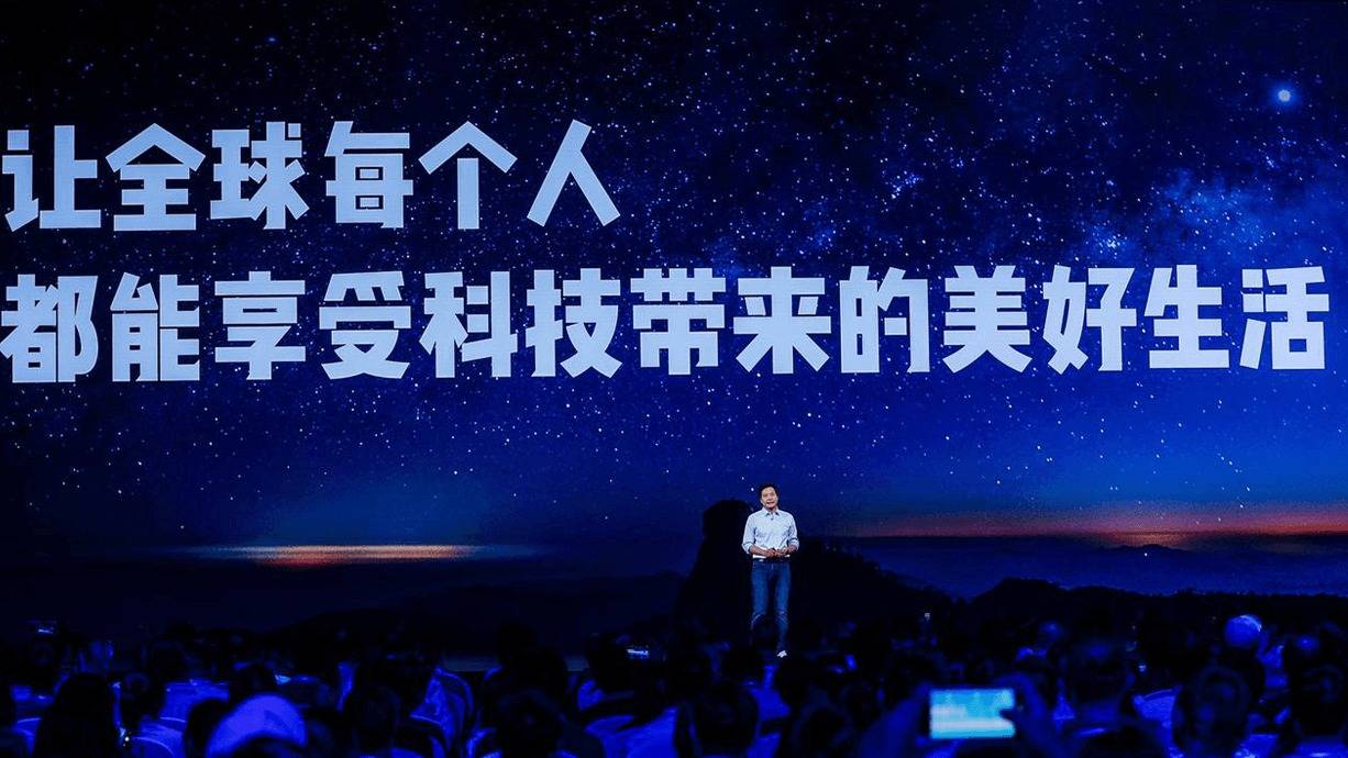 面临着来自三星,苹果等老牌手机厂商的激烈竞争,以及来自oppo,vivo