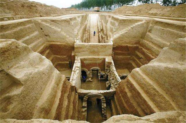 新知_东汉末年_关羽_曹嵩