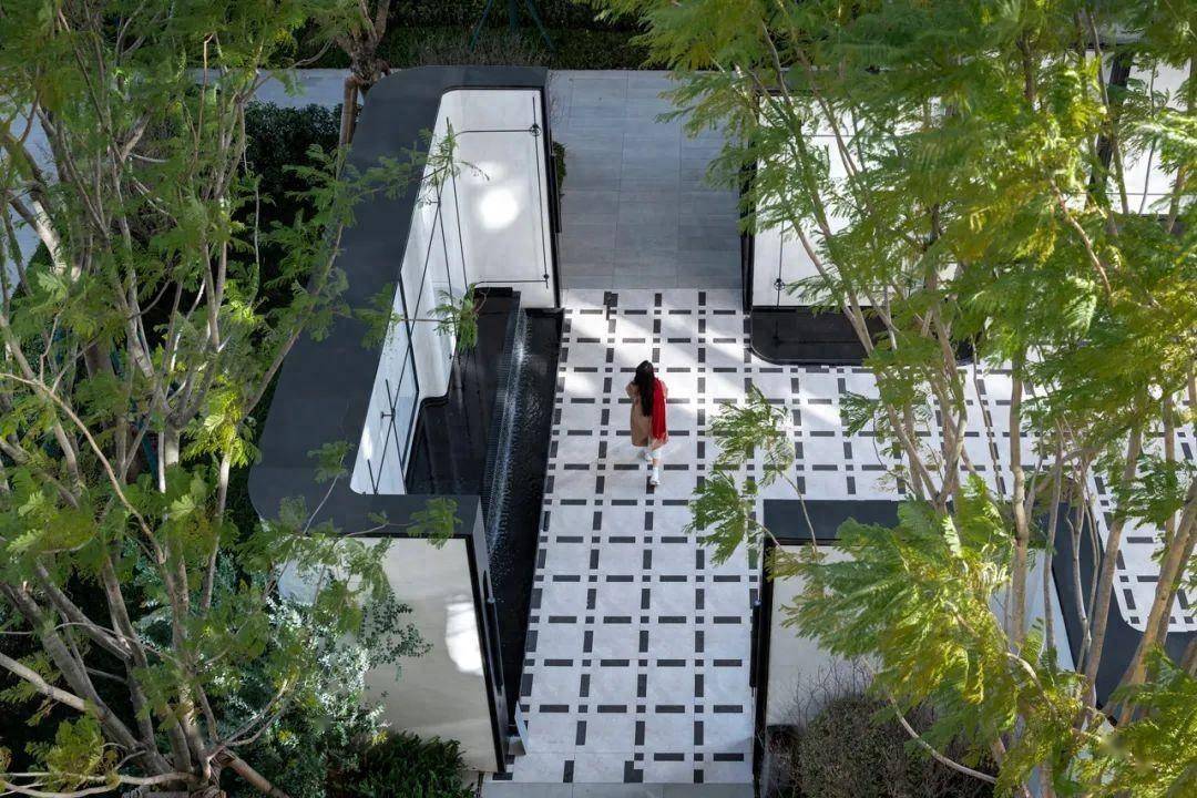 昆明龙湖锦粼天曜 | 黑白法式浪漫_设计_空间_景观