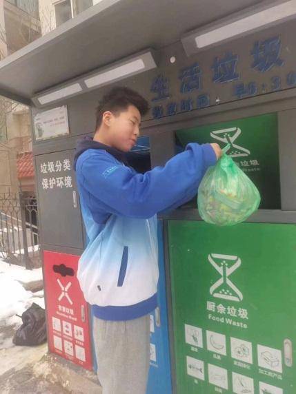 【金鼎少年·最优成长】小手拉大手,垃圾分类齐参与_进行_青岛_家庭