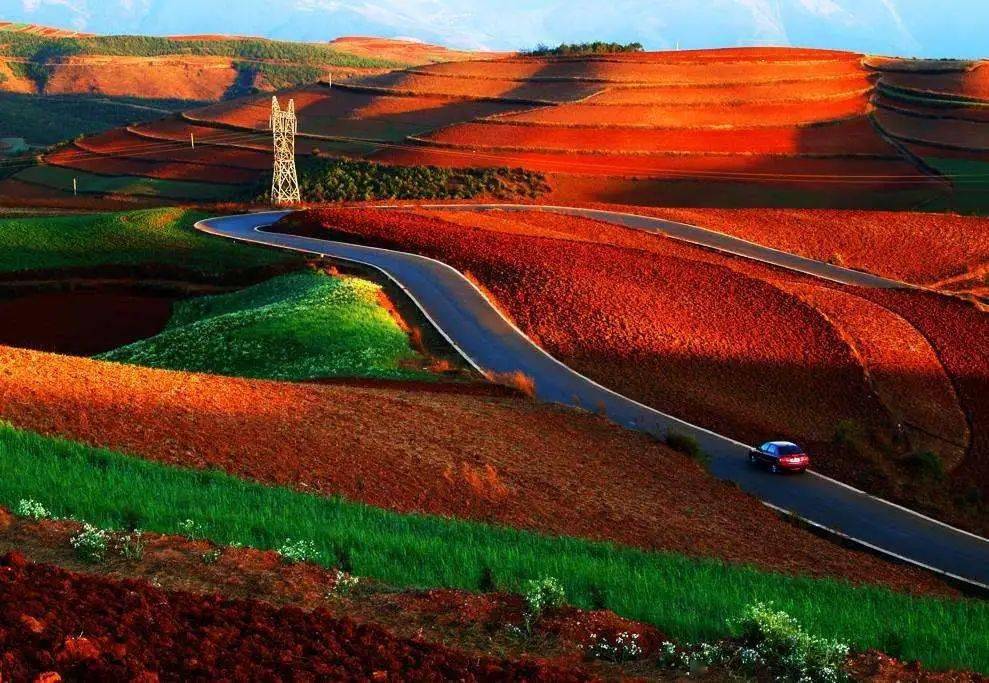 东川红土地 元阳哈尼梯田 罗平油菜花 普者黑 世外桃源坝美 建水古城