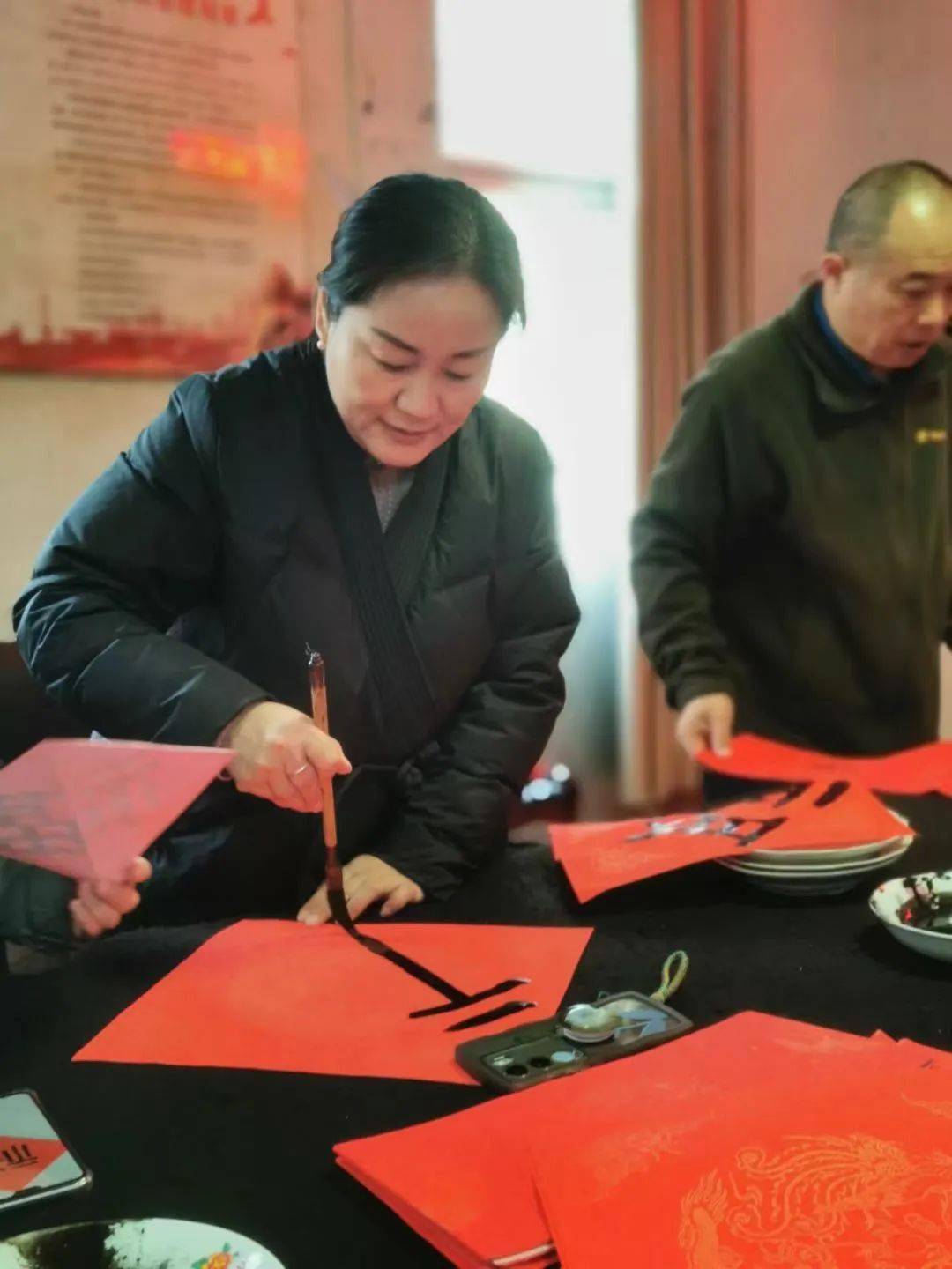 潘玲,张琨媛老师有扎实的专业基础和实践能力,擅长中国舞