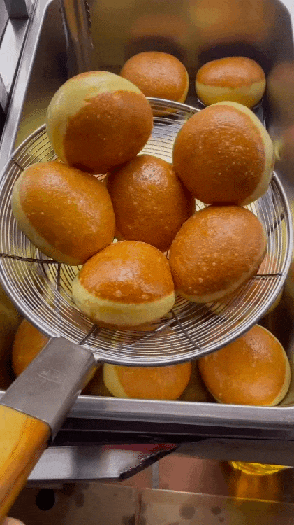 直把人往它店里引~炸面包01恋恋沙茶面(永兴路店)厦门小吃老吴沙茶面