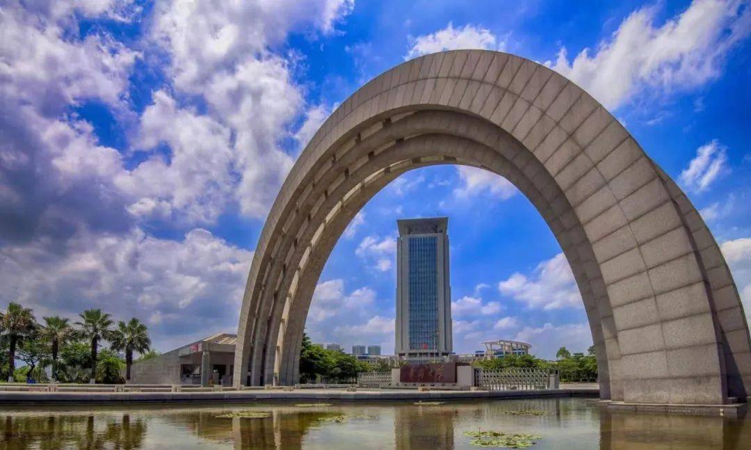 高考100天倒计时|我们在华侨大学等你!_时间_梦想_生活