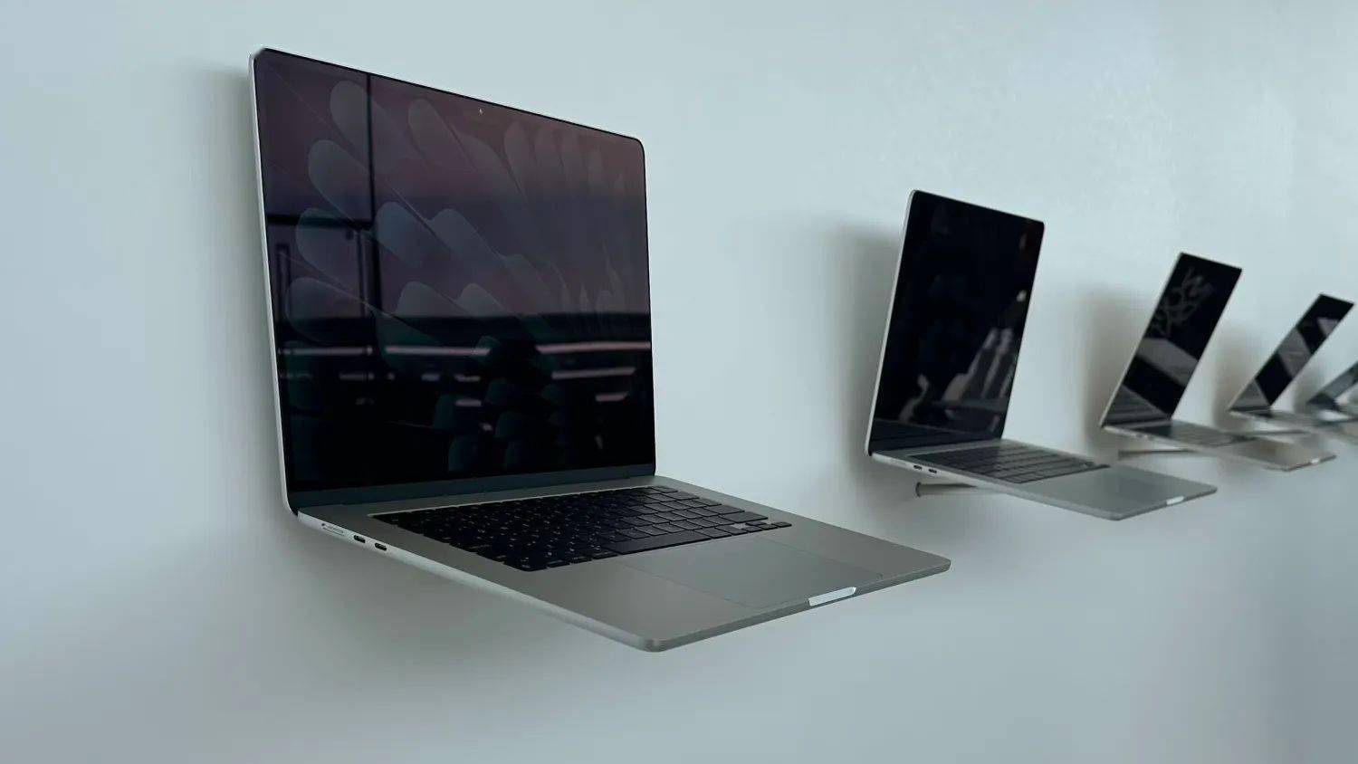 消息称苹果 3 月将推出新款 MacBook Air 笔记本 