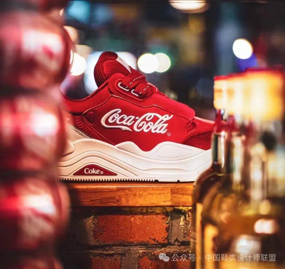 鞋设丨可口可乐面包鞋设计_合作_客户_儿童