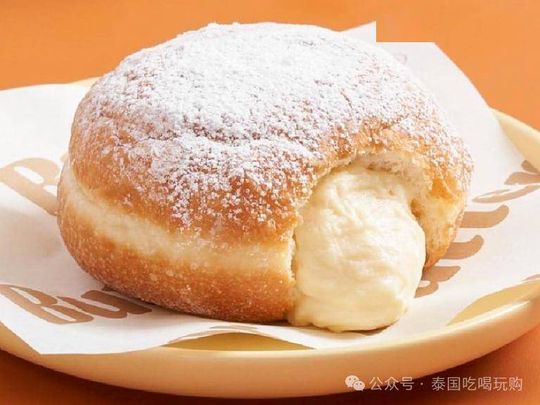 凭借卖萌出圈的泰国甜点新顶流「黄油小熊」,居然是个男生?