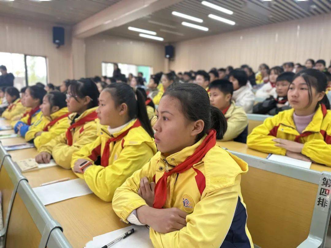 大余县新城中心小学:新学期书记,校长开学第一课!_生命_时间_习惯