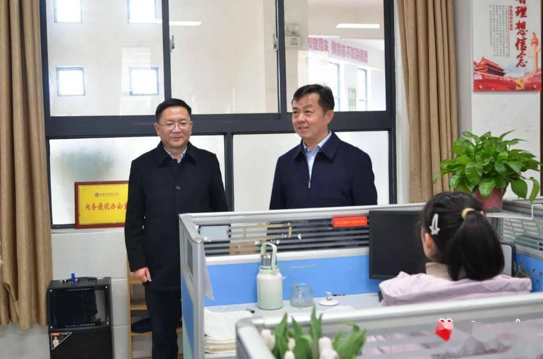 提升质量确保安全 努力办好人民满意教育_常德_刘国龙_教学