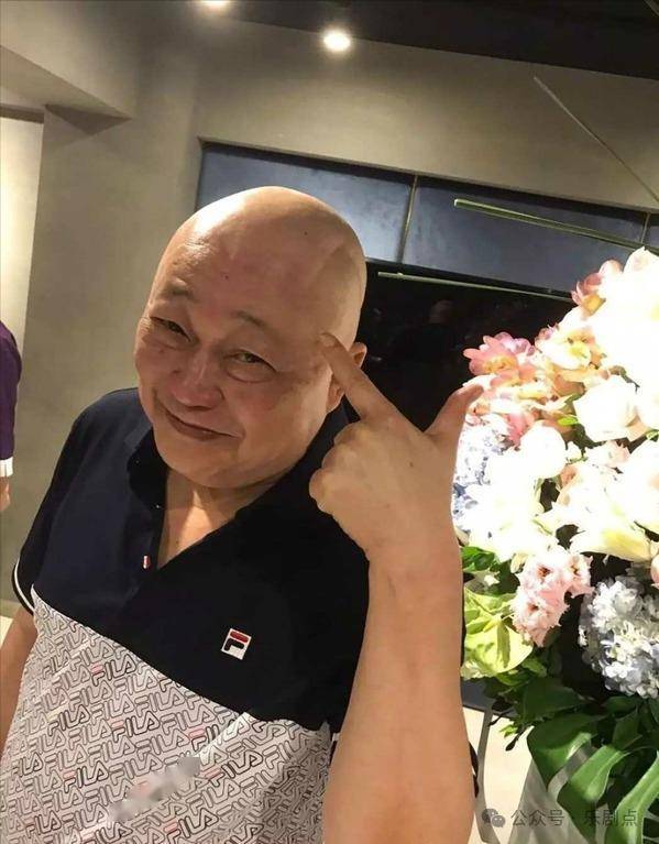 《包青天》金超群罕露面,曾屡传死讯_包拯_何家劲_杨绍