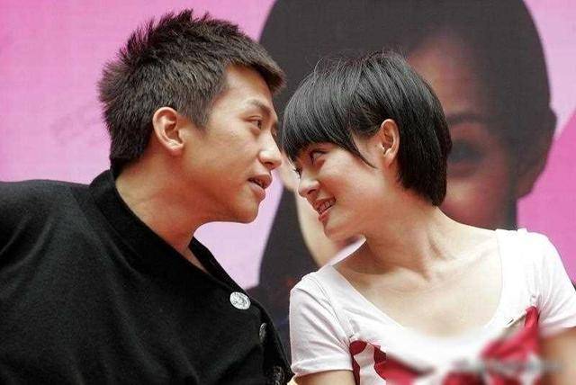 "好男人"邓超背后的3段情史,与她同居三年,却转身迎娶孙俪_感情_经历