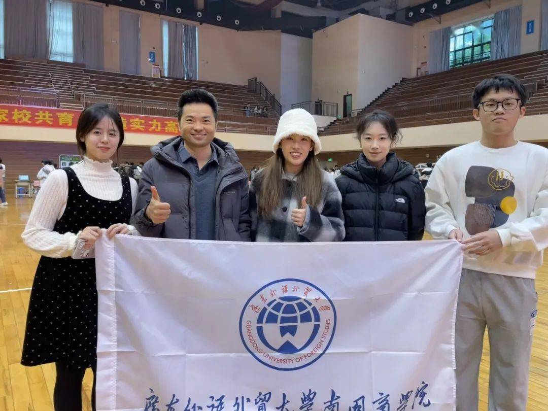 讲好南国故事 | 感恩母校行-回访中山市实验中学_学妹_学弟_视频