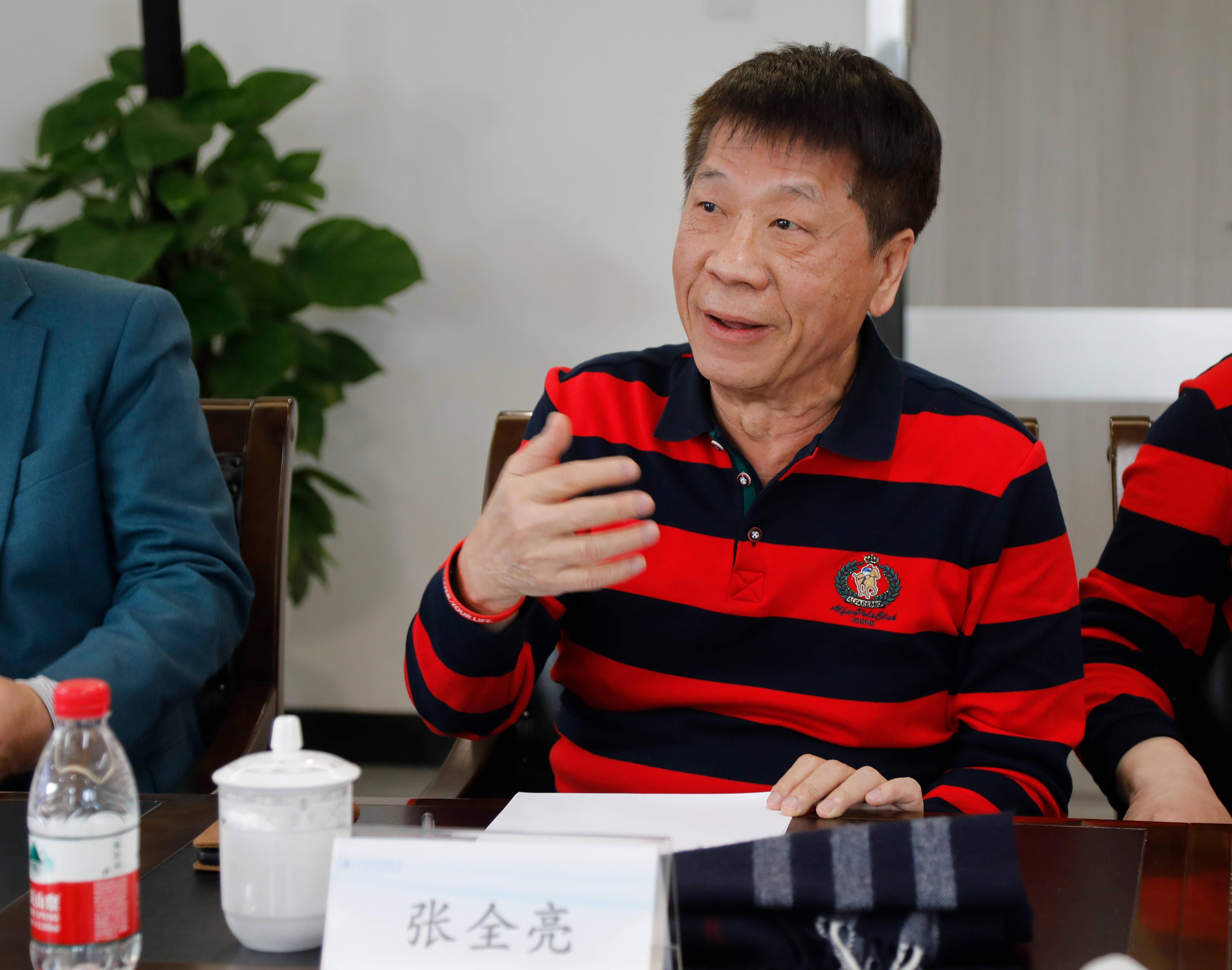 "张全亮表示,他将在肝炎,肝癌,肝硬化及各种肝胆消化内科疾病临床