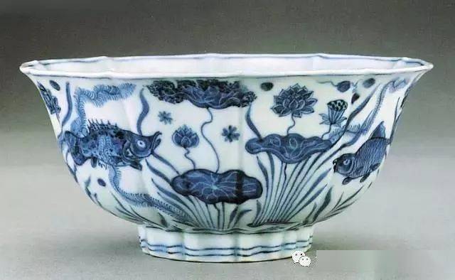 宣德青花瓷器鉴定,文中这些基本要点要把握_纹饰_釉面_绘画