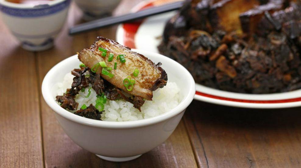 炒饭fried rice炒饭各式各样,每一种都独具风味,如扬州炒饭,香肠炒饭