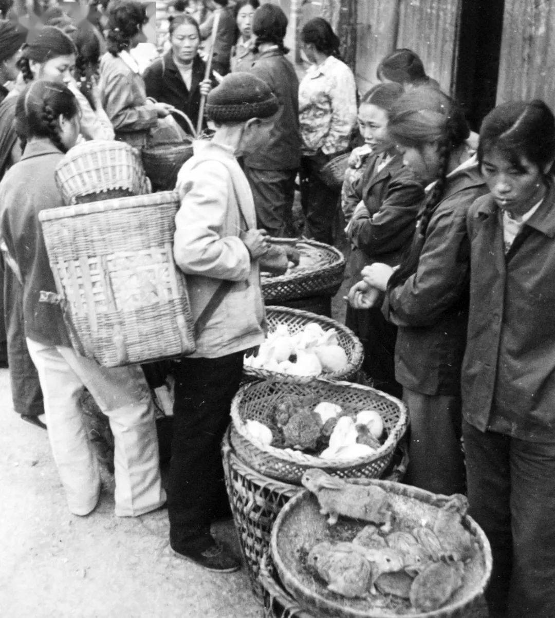 city walk|一条最具烟火气的老街_街道_复兴_生活