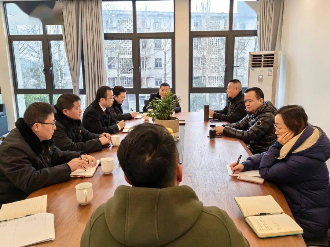 上门问需!企业来了群法院人_服务_公司_成都