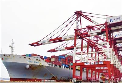 首票雄安综保区进口海运货物在天津港接卸_服务_综合_新区